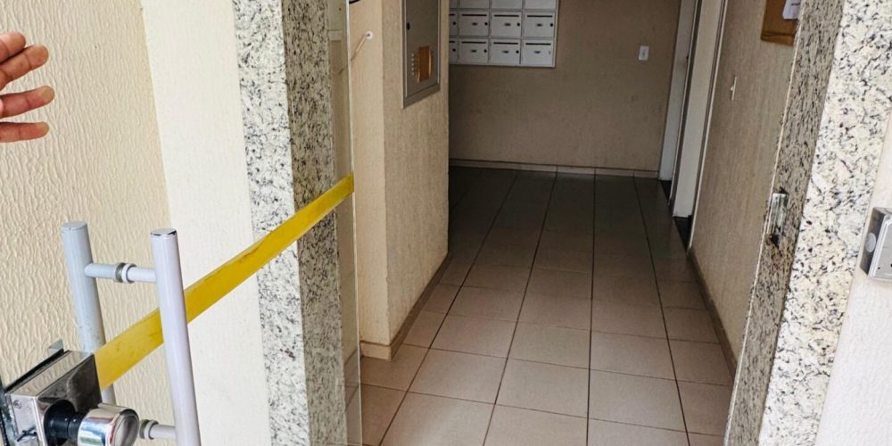 AP_FrancaGarden_T_B10_9