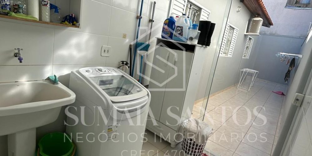 WhatsApp Image 2025-08-12 at 16.09.04