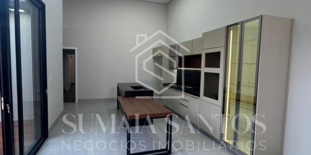 WhatsApp Image 2025-08-13 at 16.34.43 (1)