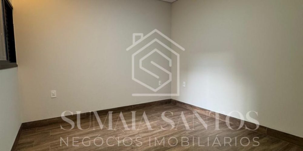 WhatsApp Image 2025-08-13 at 16.34.44 (1)