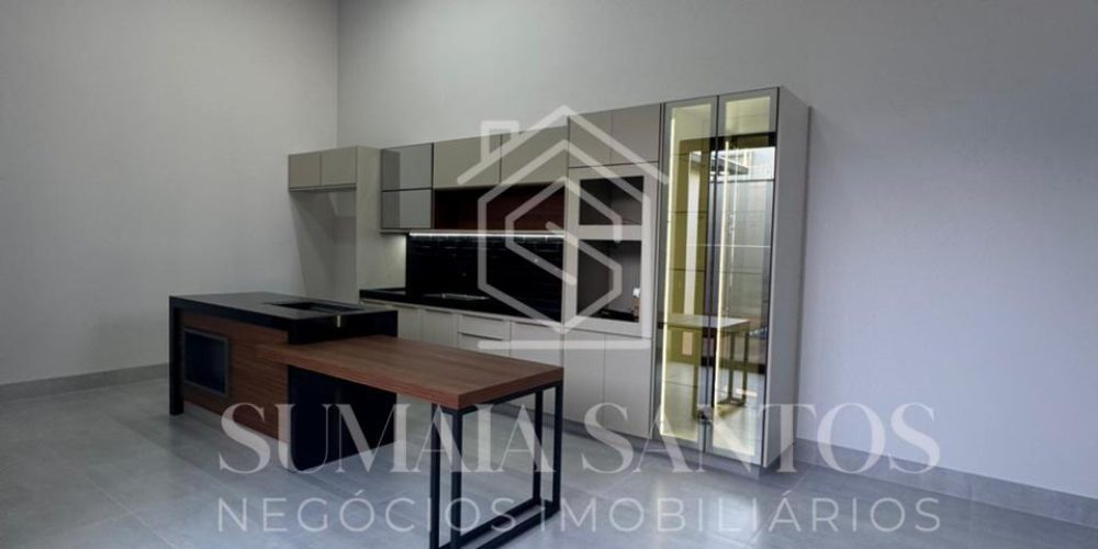 WhatsApp Image 2025-08-13 at 16.34.44 (2)