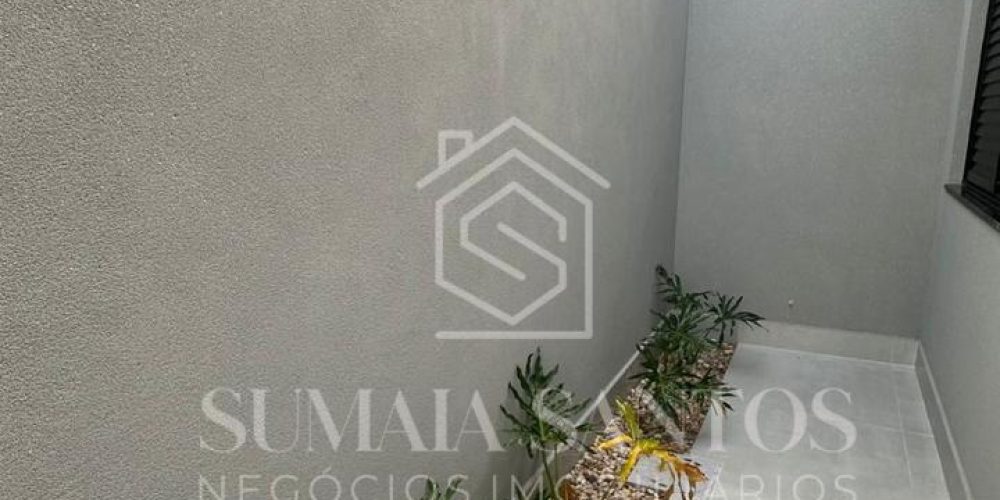 WhatsApp Image 2025-08-13 at 16.34.48 (2)