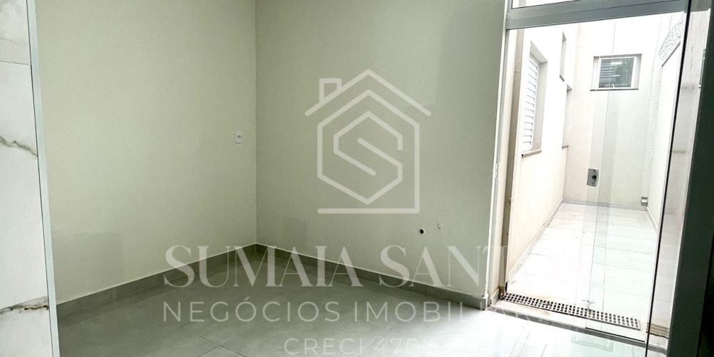 WhatsApp Image 2025-09-24 at 10.05.21 (1)