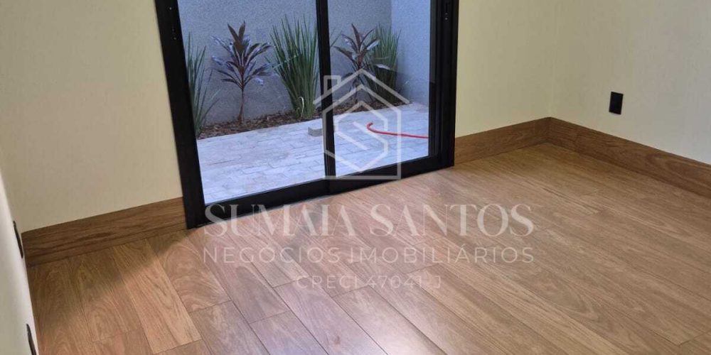 WhatsApp Image 2025-10-16 at 22.12.45 (4)