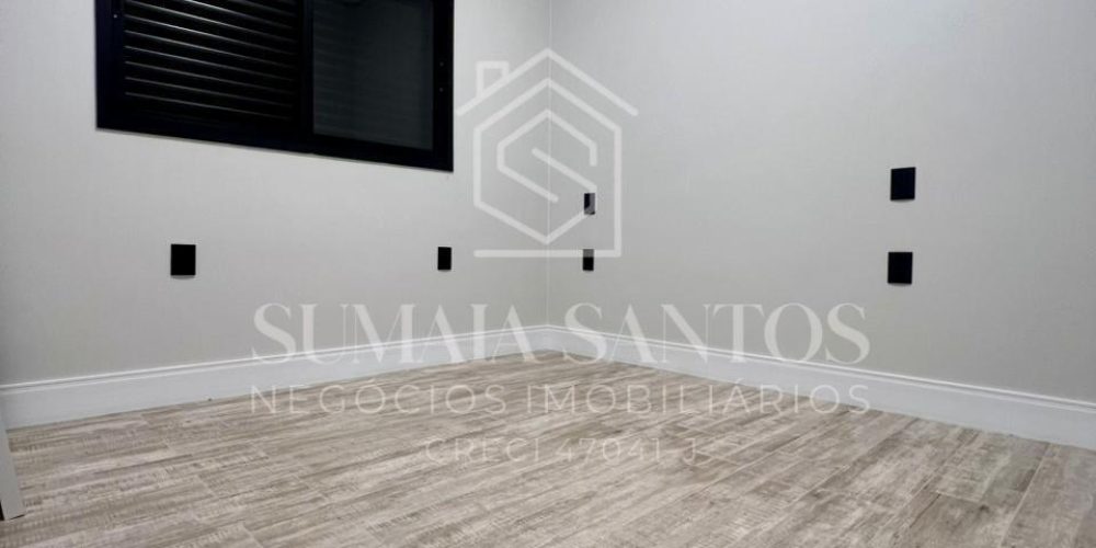 WhatsApp Image 2025-10-20 at 13.28.24 (1)