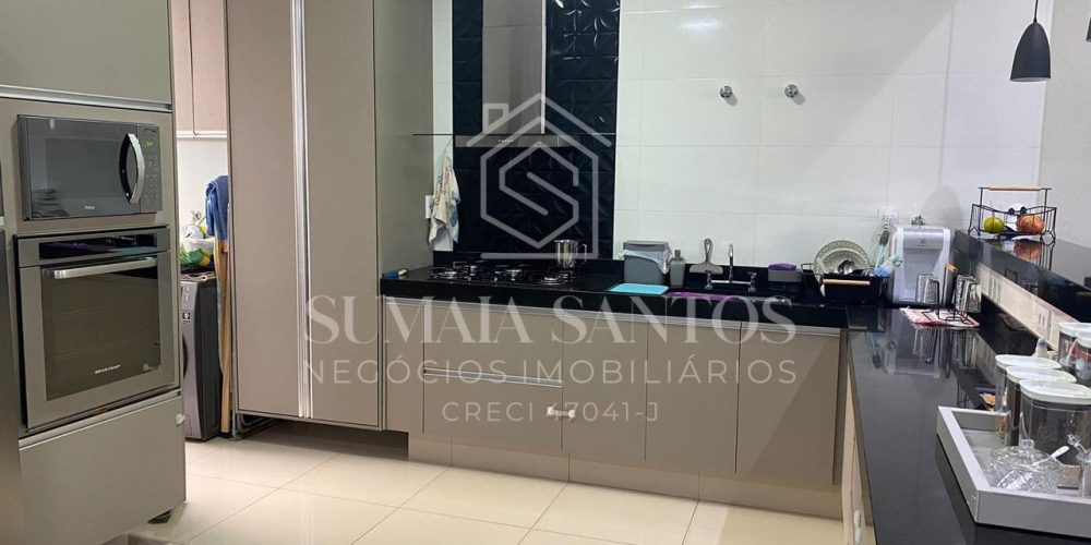 WhatsApp Image 2025-11-14 at 11.56.32 (2)