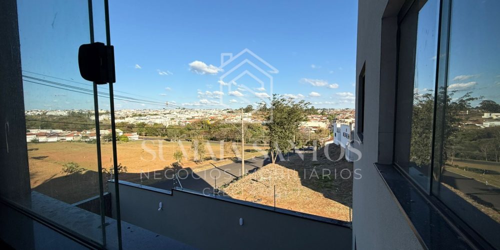 WhatsApp Image 2025-12-11 at 14.10.45 (1)