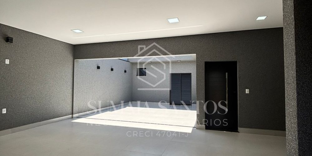 WhatsApp Image 2025-12-11 at 14.17.09