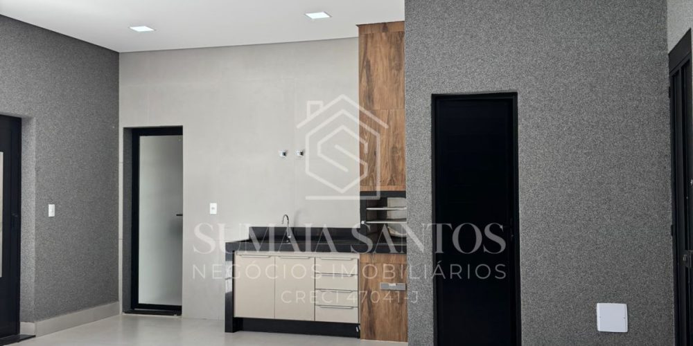 WhatsApp Image 2025-12-11 at 14.17.10