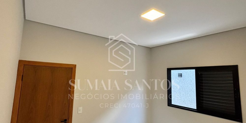 WhatsApp Image 2025-12-11 at 14.17.15