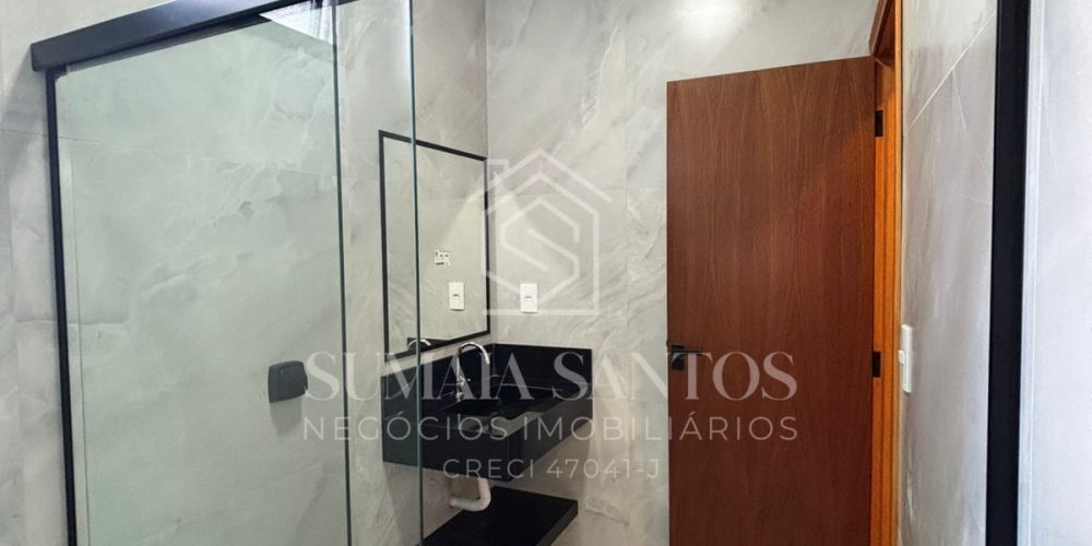 WhatsApp Image 2025-12-11 at 14.17.19 (1)