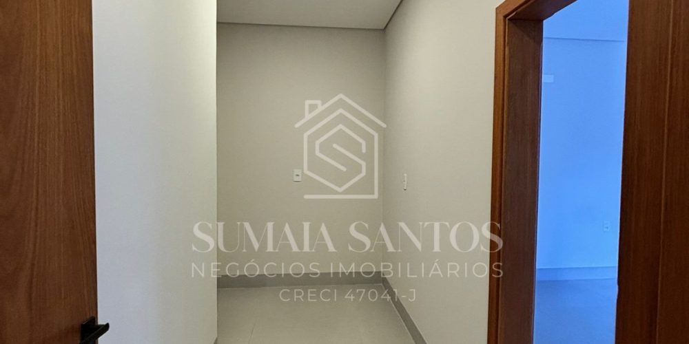 WhatsApp Image 2025-12-11 at 14.17.20