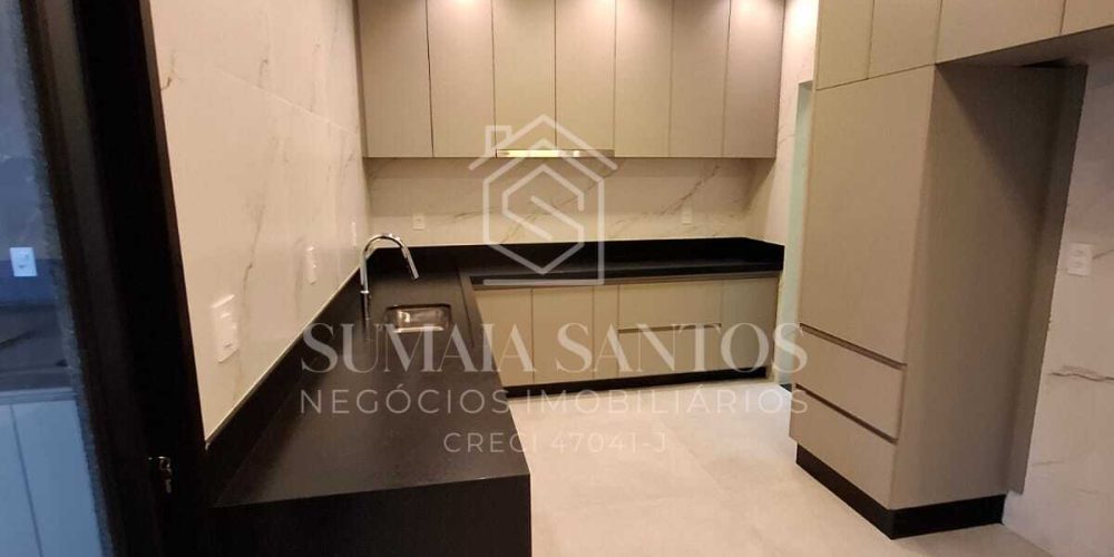 WhatsApp Image 2025-12-15 at 13.45.52 (1)