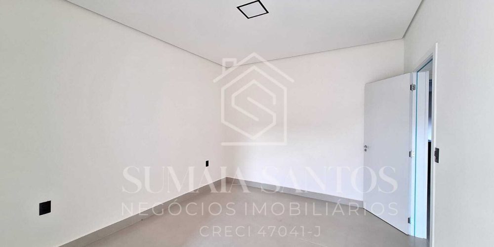 WhatsApp Image 2025-12-16 at 13.17.47 (2)